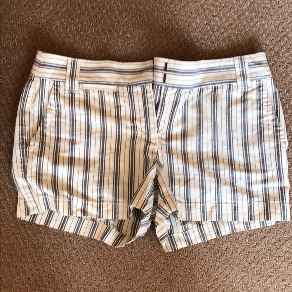 Blue and white stripe shorts 4inch inseam